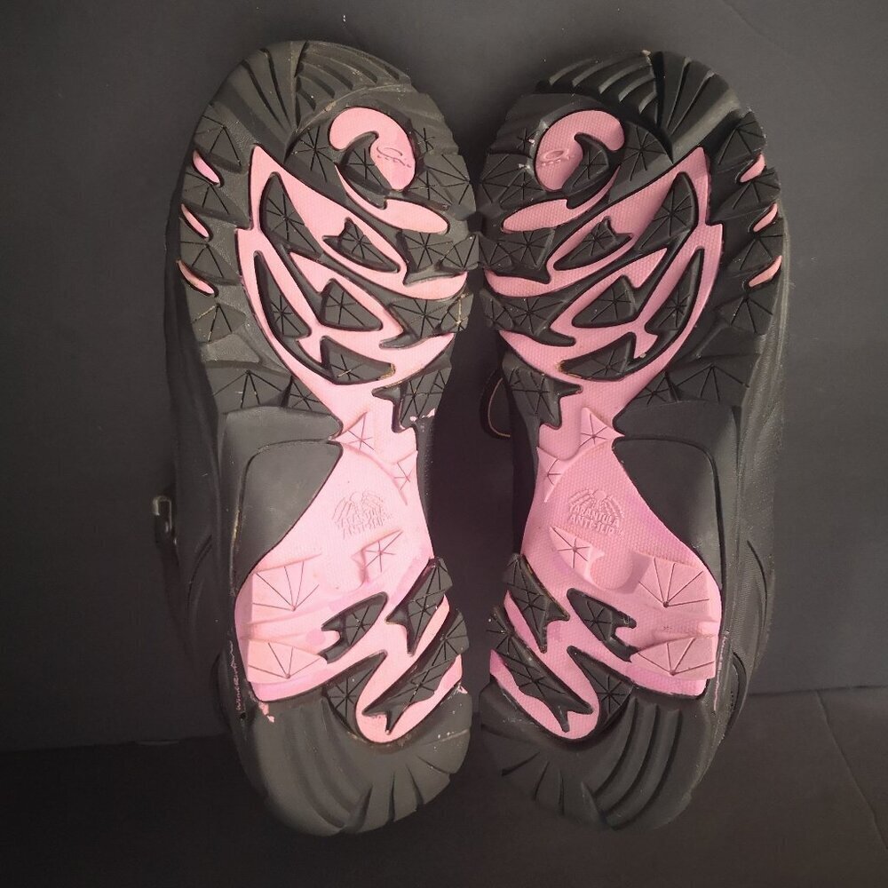 Wind River Ladies Size 8 Black w/ Pink Accents Tarantula Anti-Slip Hiking Boots - Picture 8 of 9